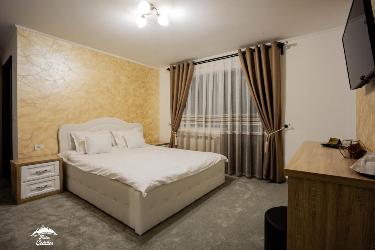 Piatra Codrilor Hotel Dorna-Arini Kültér fotó