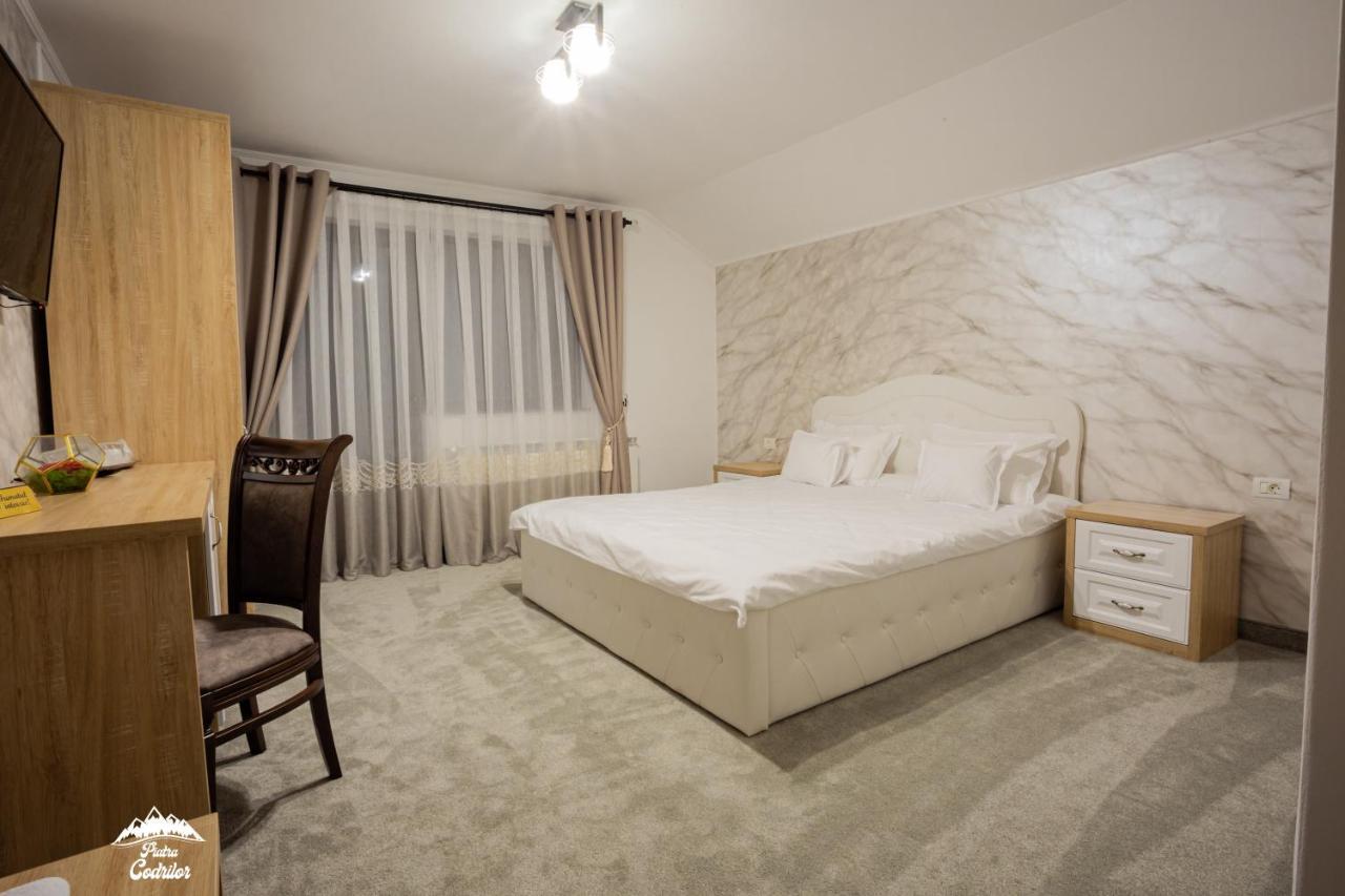 Piatra Codrilor Hotel Dorna-Arini Kültér fotó